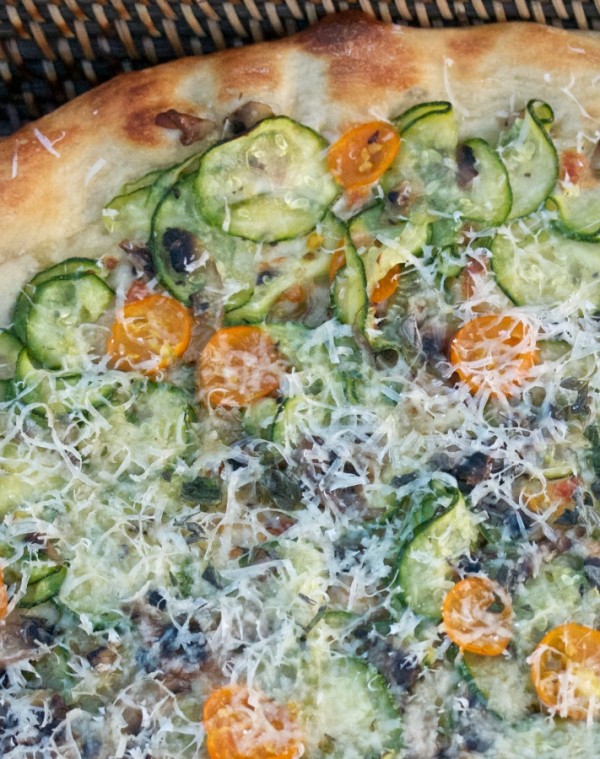 zucchini, mushroom & provolone picnic pizza