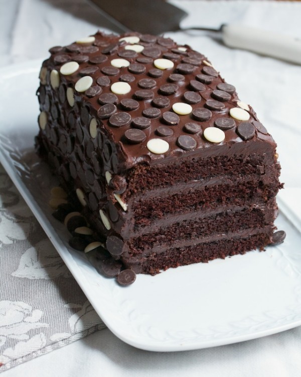 Polka Dot Holiday Chocolate Log Cake | Big Girls Small Kitchen